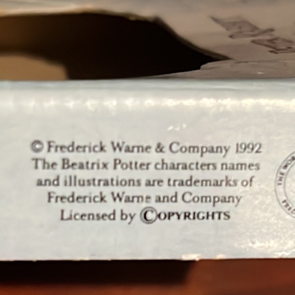 Wedgwood Peter Rabbit Plate w/ Peter in Bed w/ camomile Tea Original box. - Picture 13 of 15